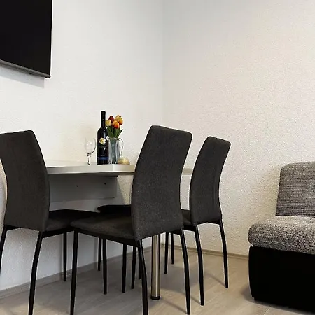 Apartment A&s *